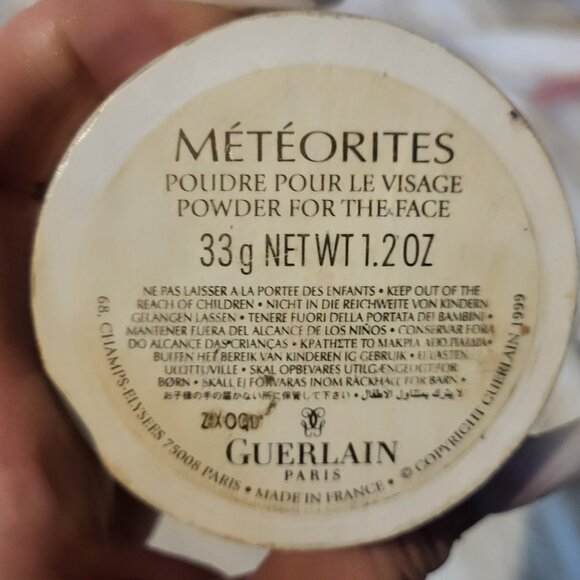 Vintage Guerlain Météorites Face Powder Tins – Beige Chic 03 – Parisian Floral G - Picture 2 of 5
